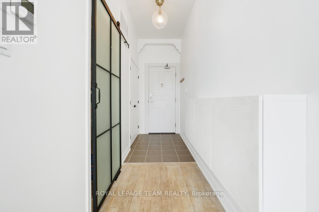 203 - 500 Claridge Drive