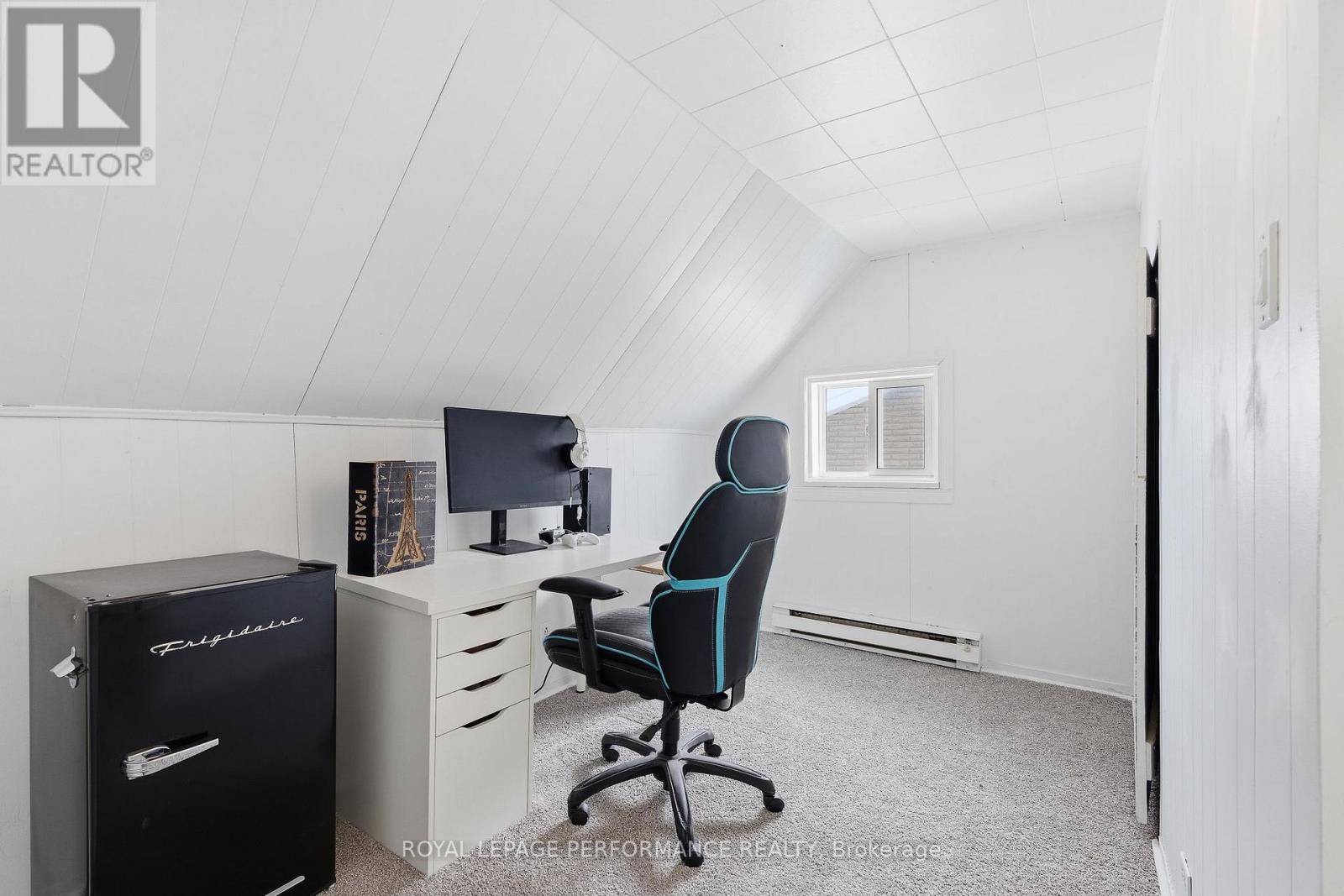 1292 St Jacques Road