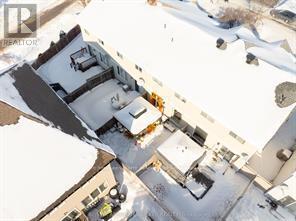 2083 Breezewood Street