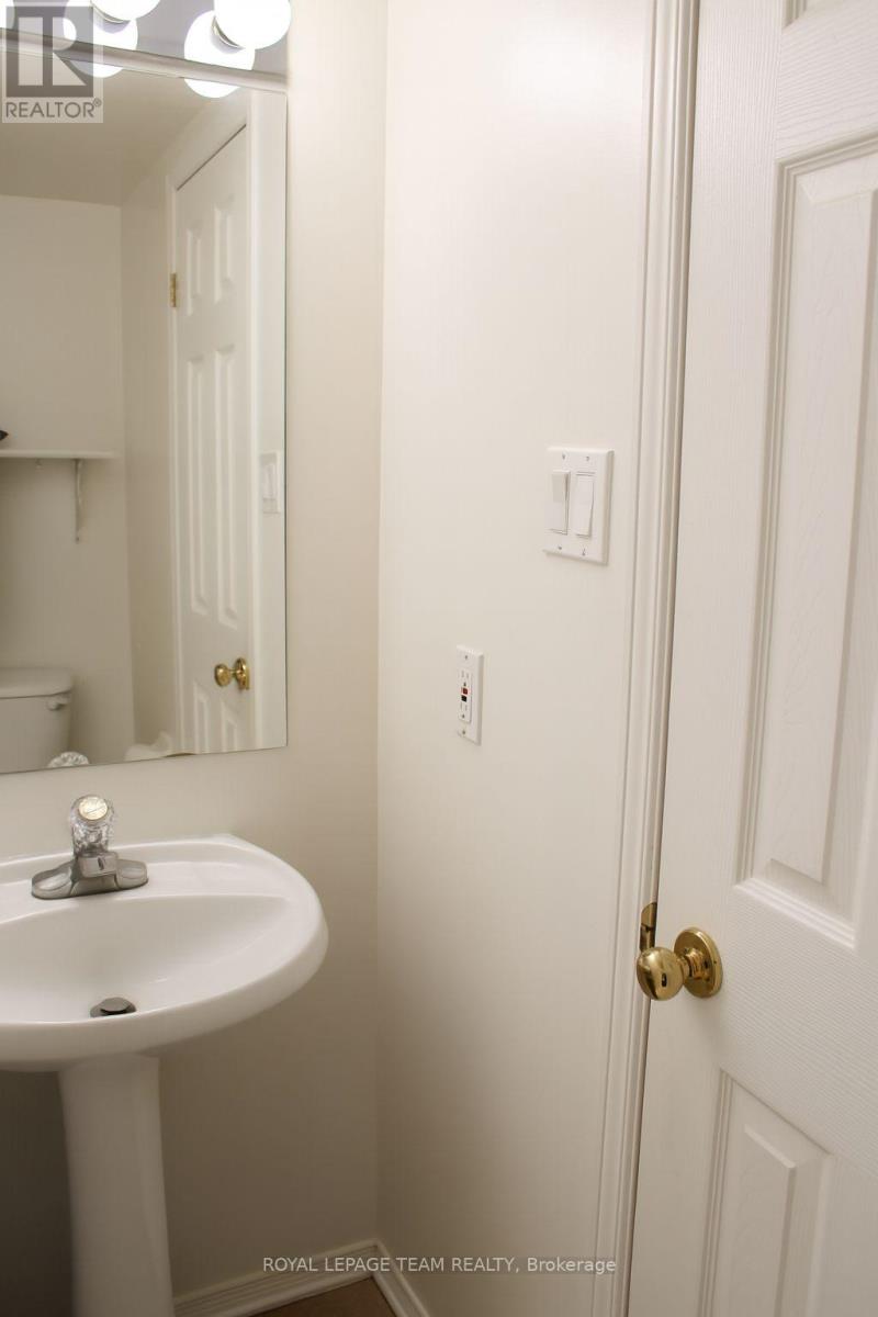 20 Heartleaf Private