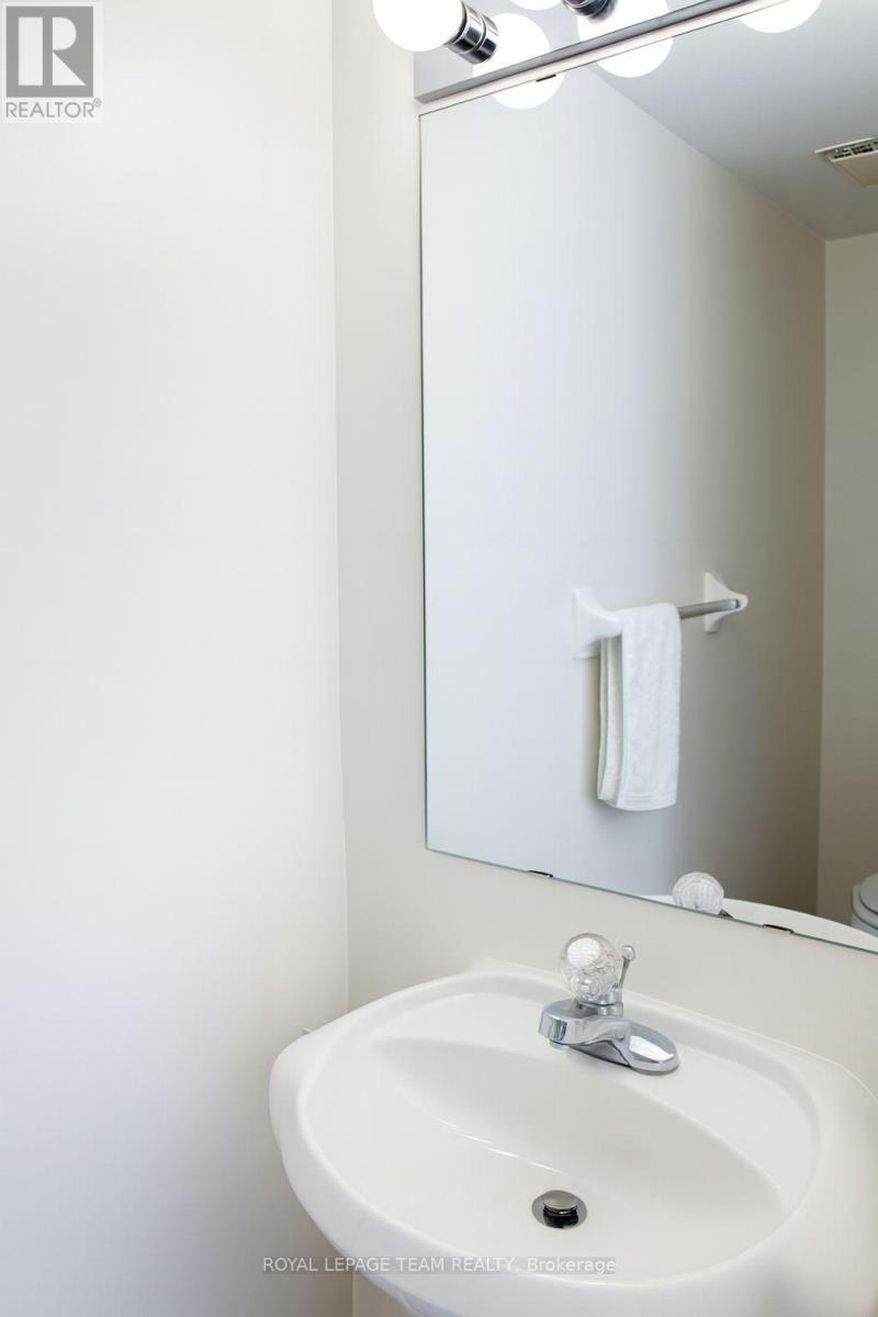 20 Heartleaf Private