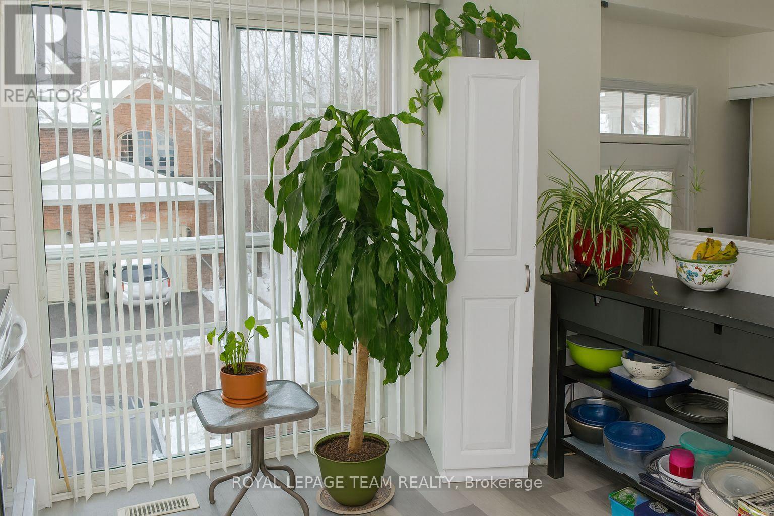 20 Heartleaf Private