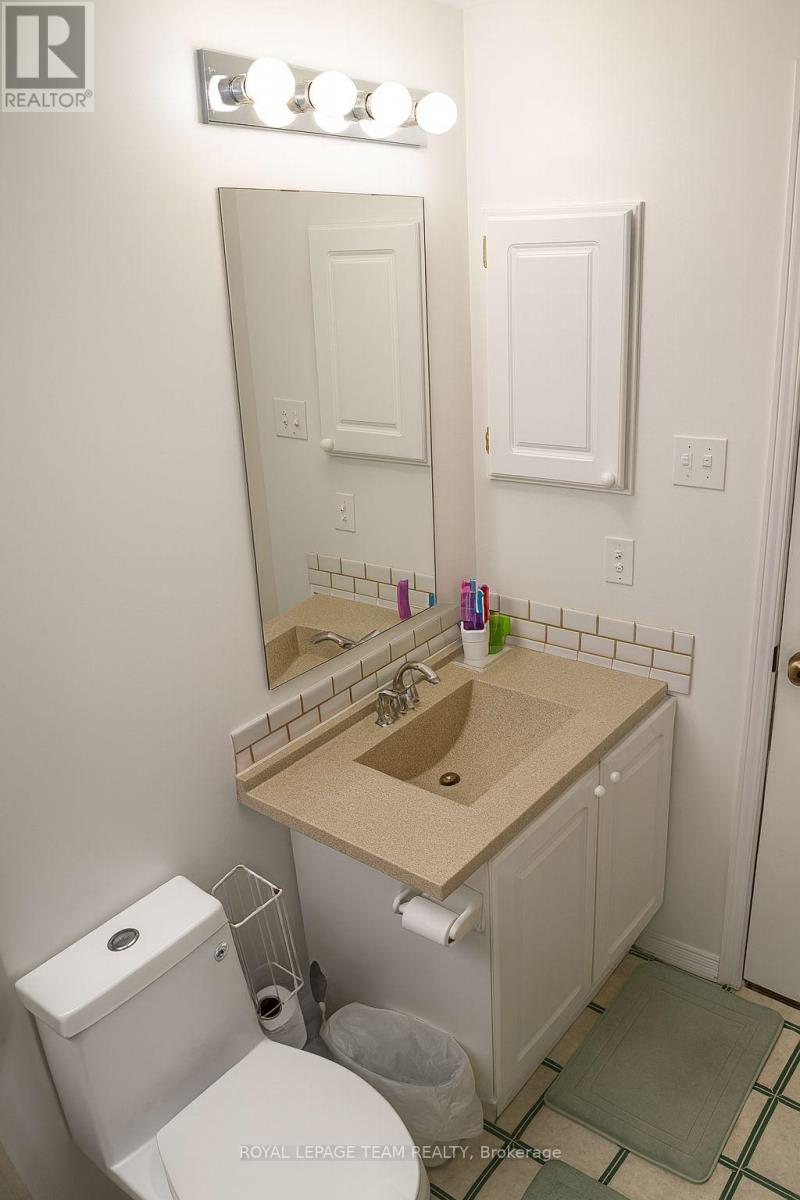 20 Heartleaf Private