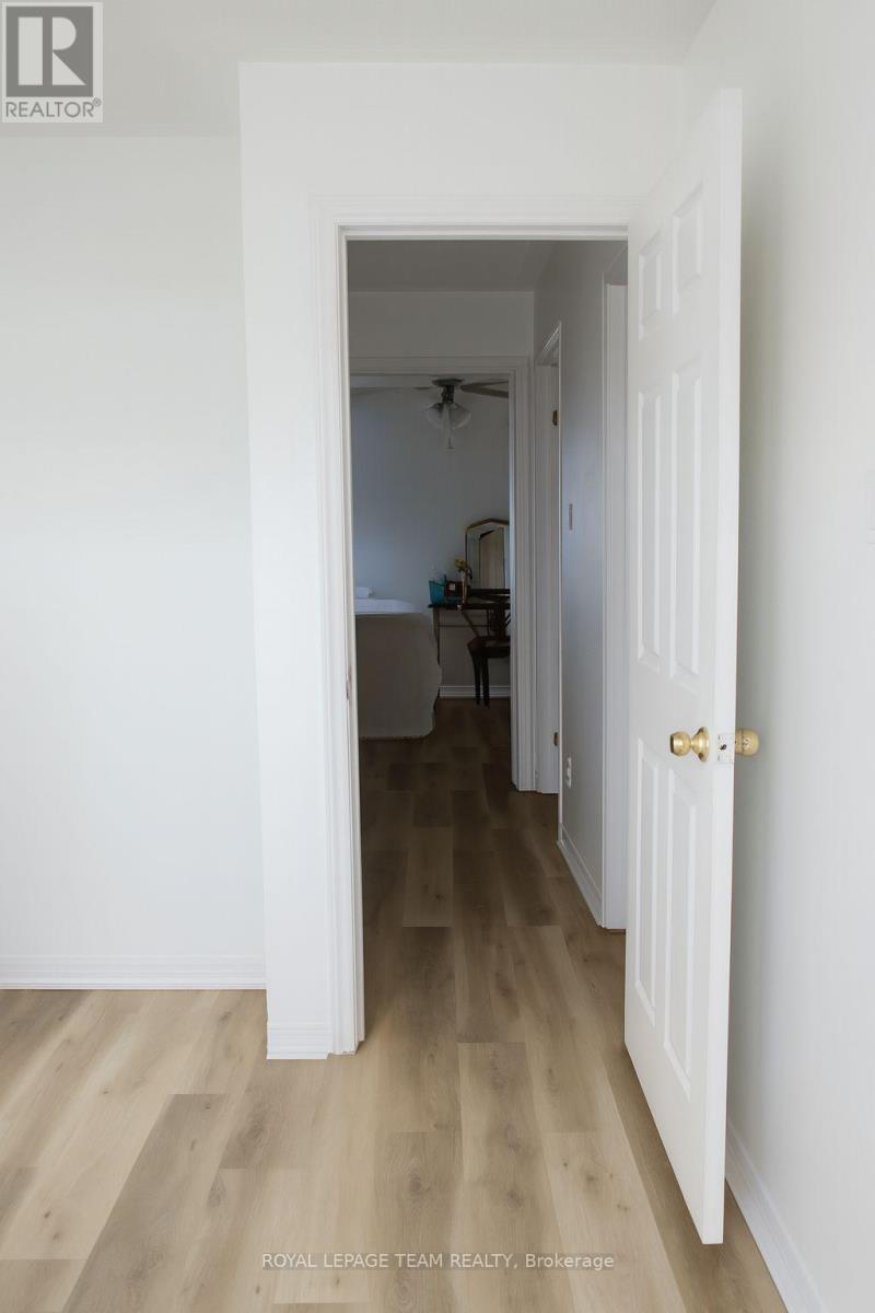 20 Heartleaf Private