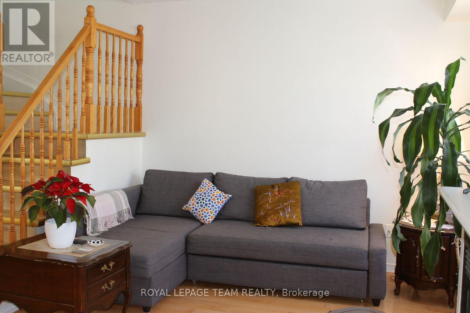 20 Heartleaf Private