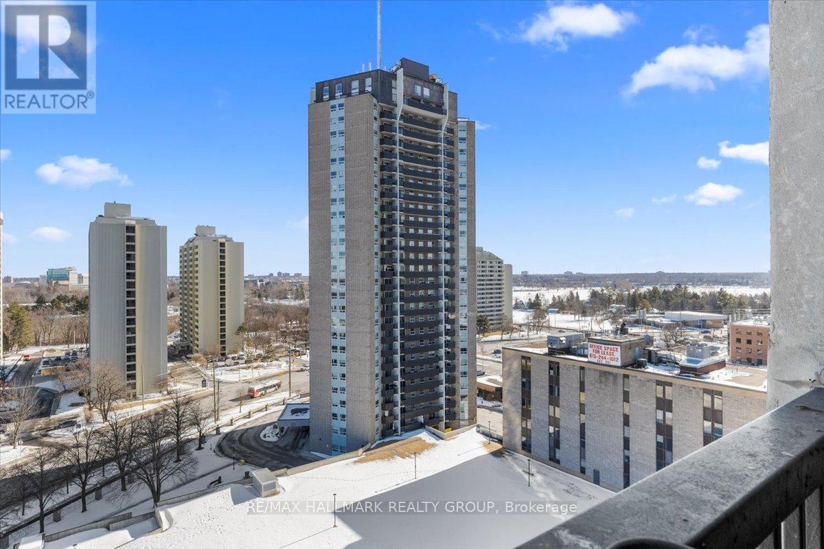 1403 - 900 Dynes Road S