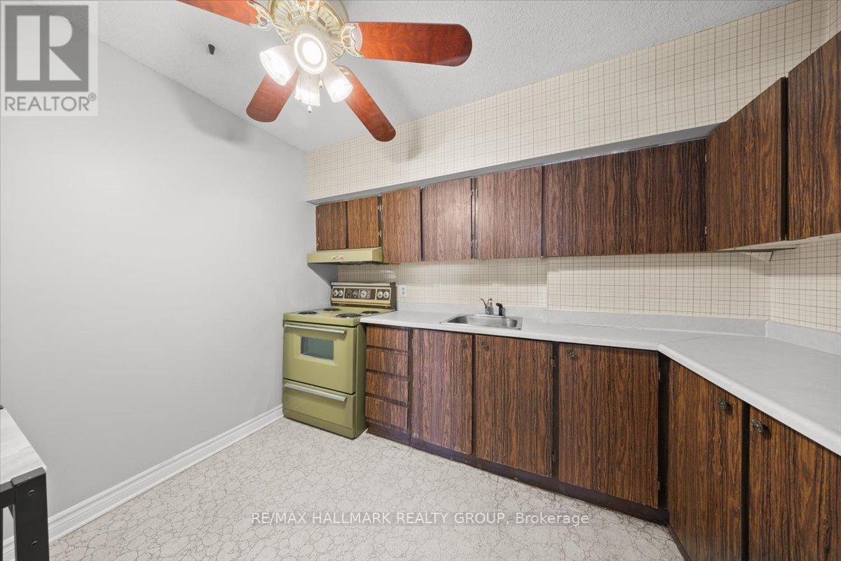 1403 - 900 Dynes Road S