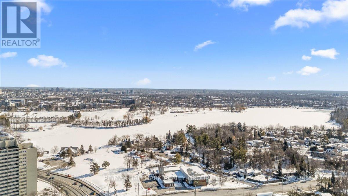 1403 - 900 Dynes Road S