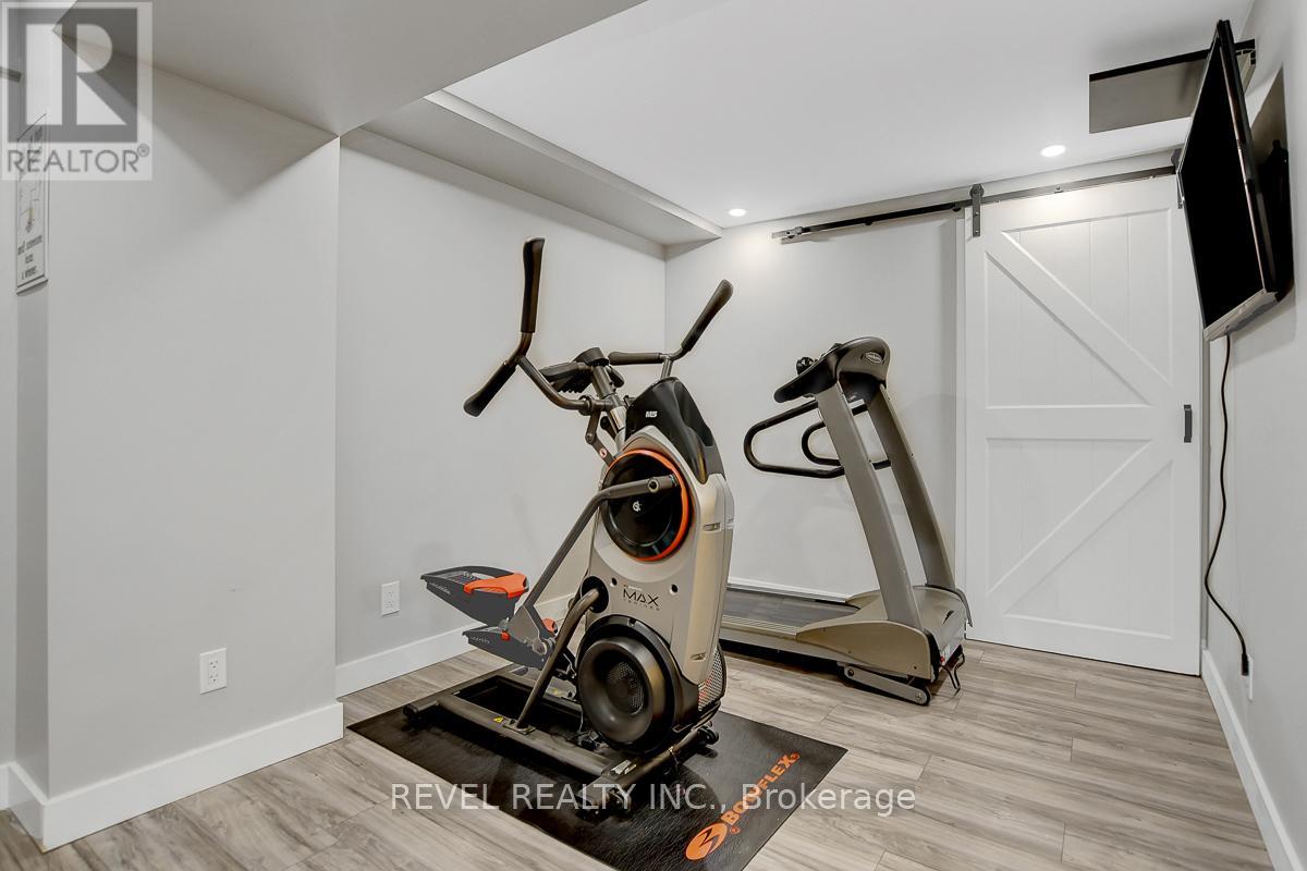 664 Eagle Crest Heights