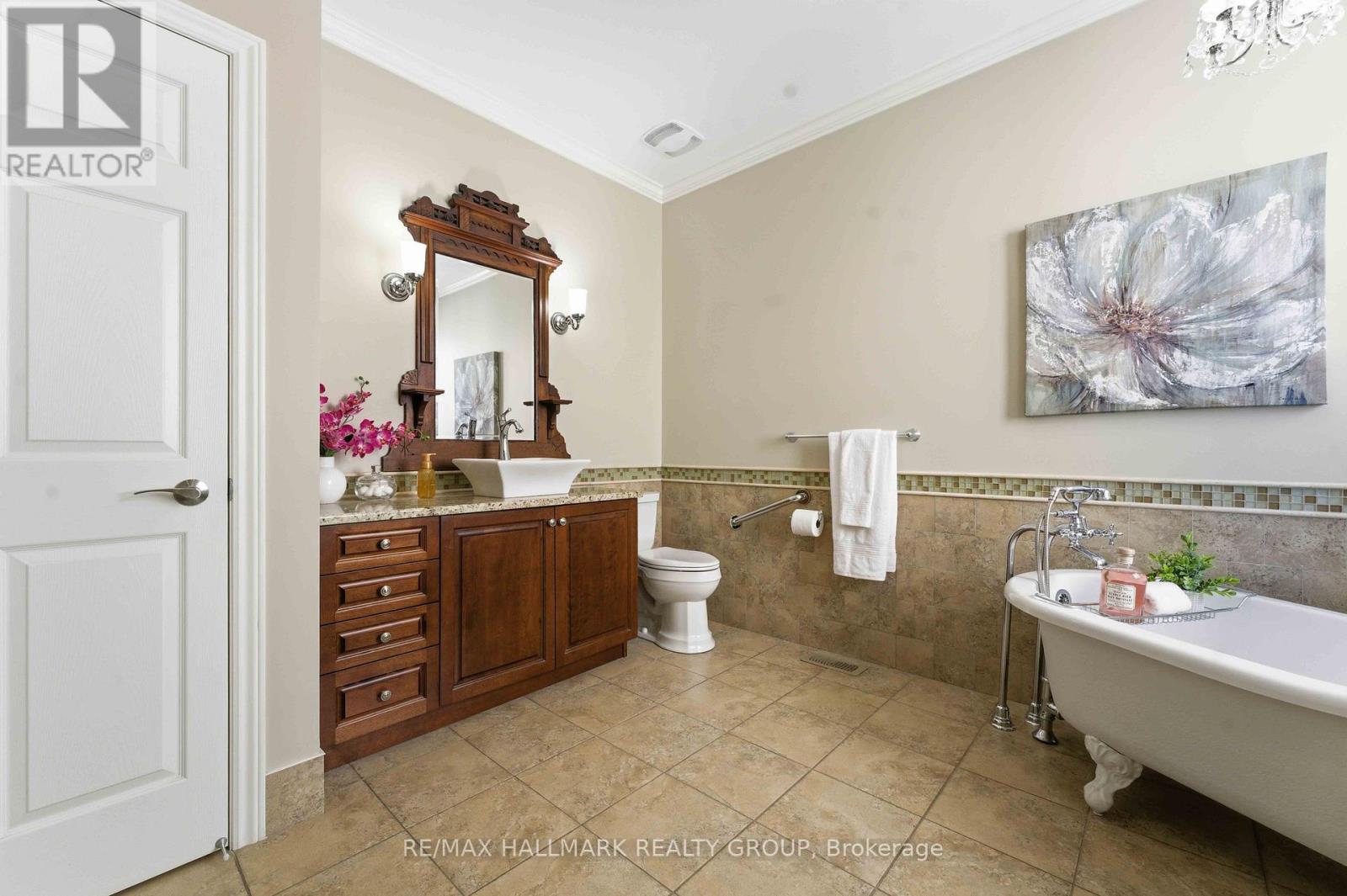 84 Chanonhouse Drive