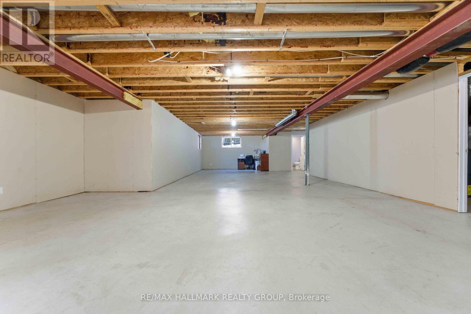 84 Chanonhouse Drive