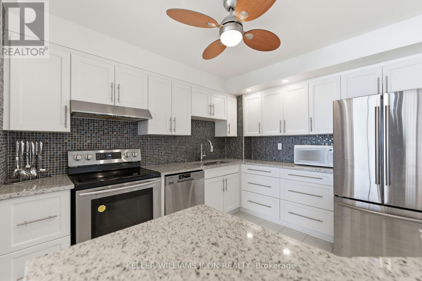 1011 - 2760 Carousel Crescent