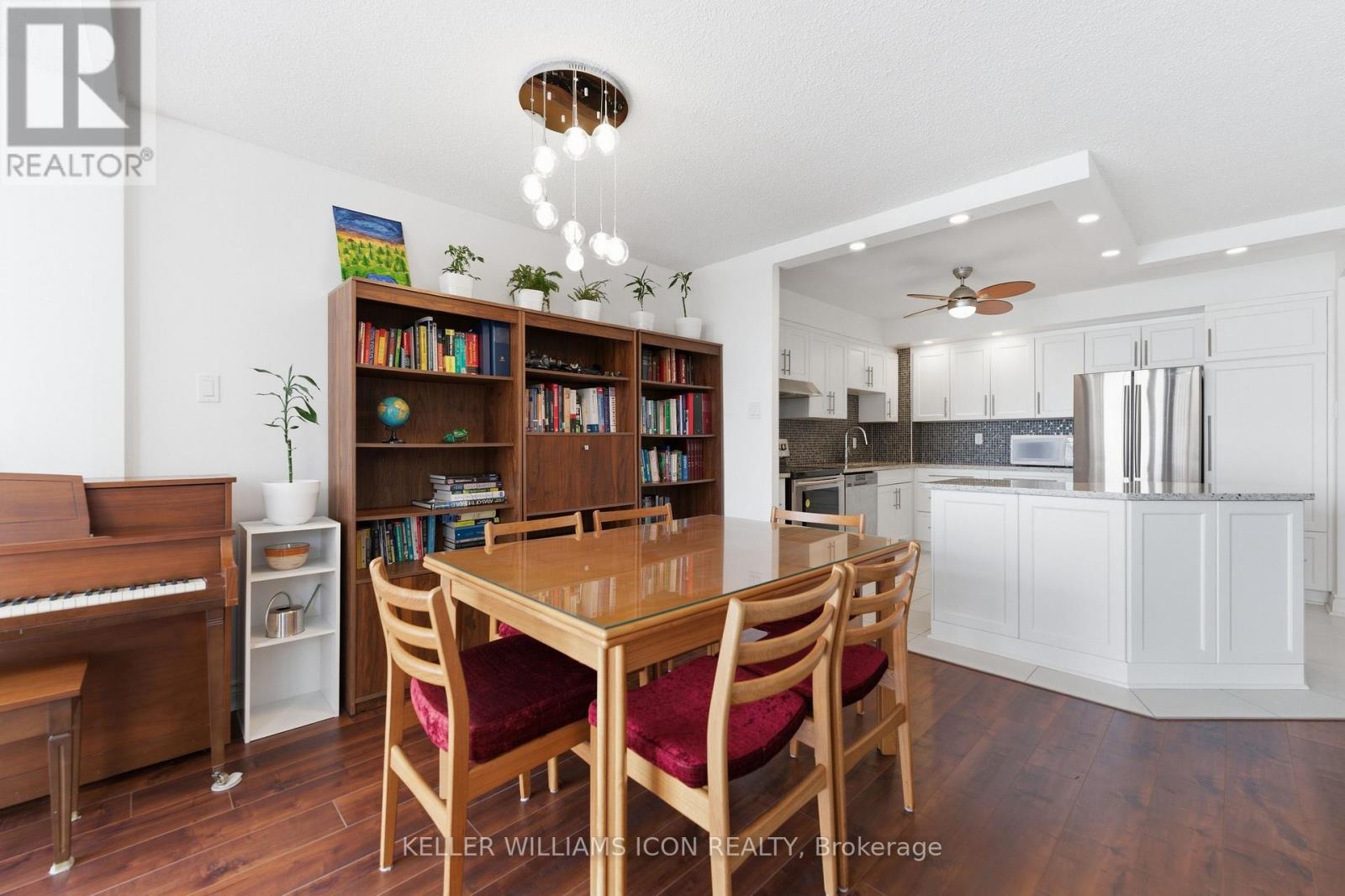 1011 - 2760 Carousel Crescent