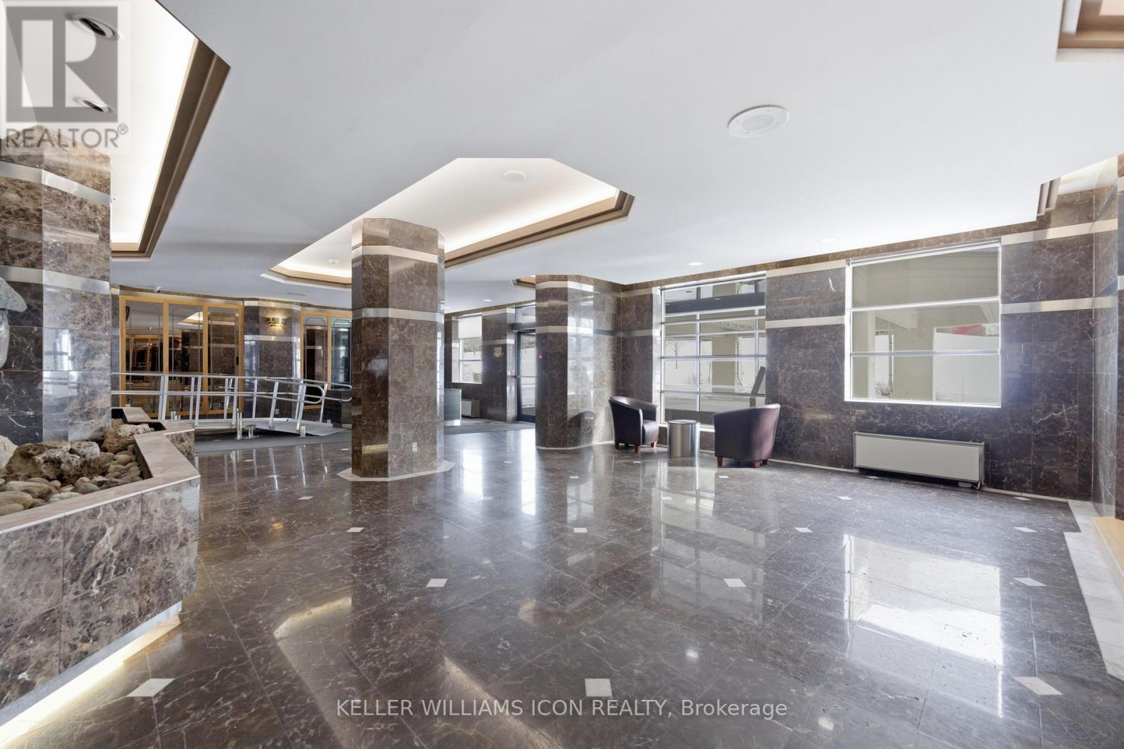 1011 - 2760 Carousel Crescent