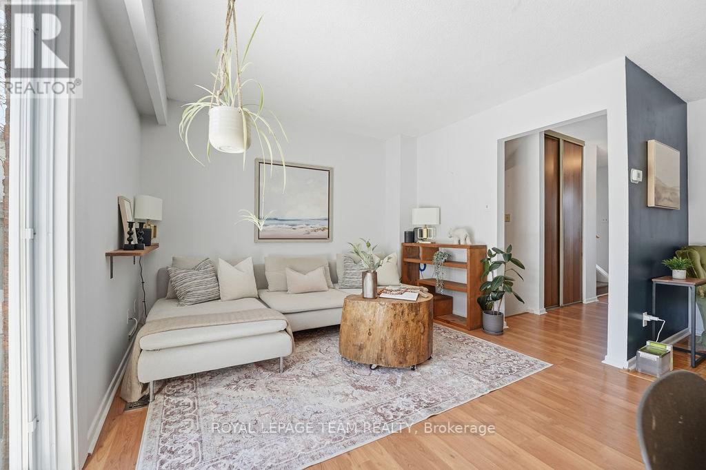 B - 461 Moodie Drive