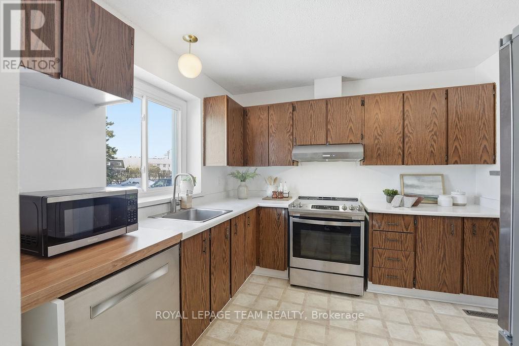 B - 461 Moodie Drive