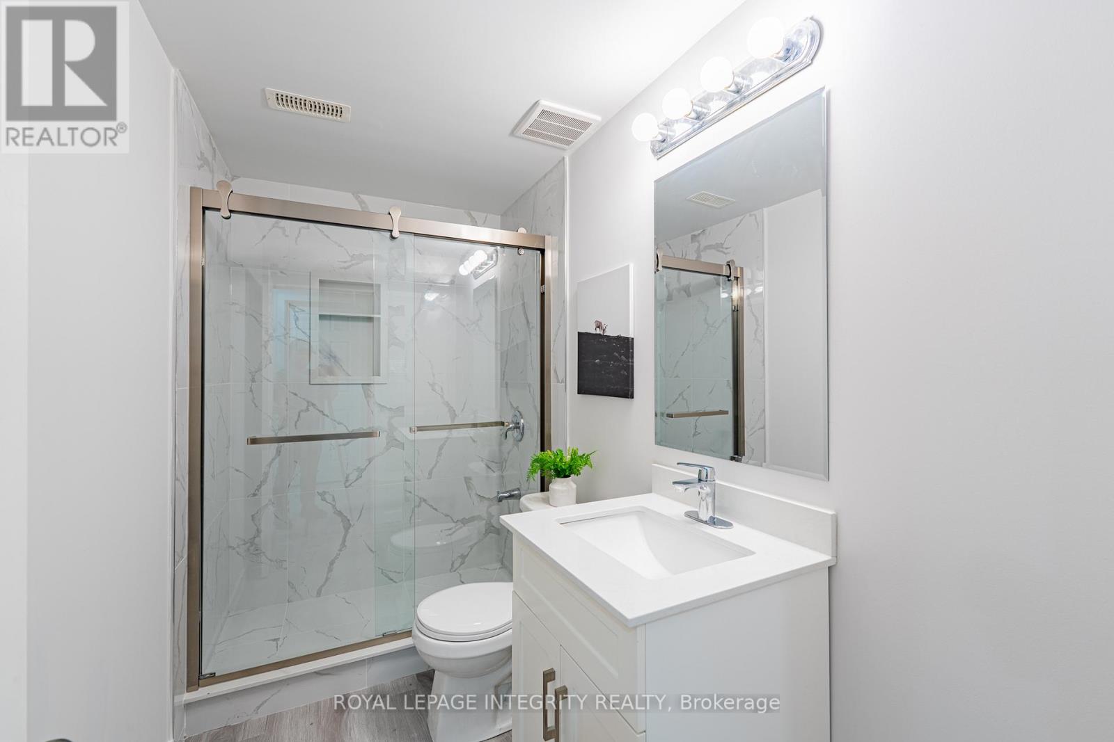 274 Brassy Minnow Crescent