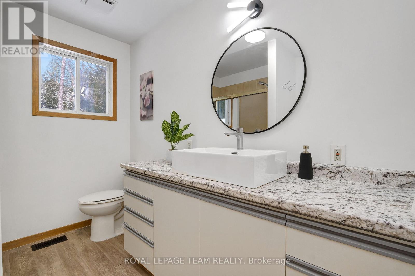 13025 Mackenzie Road