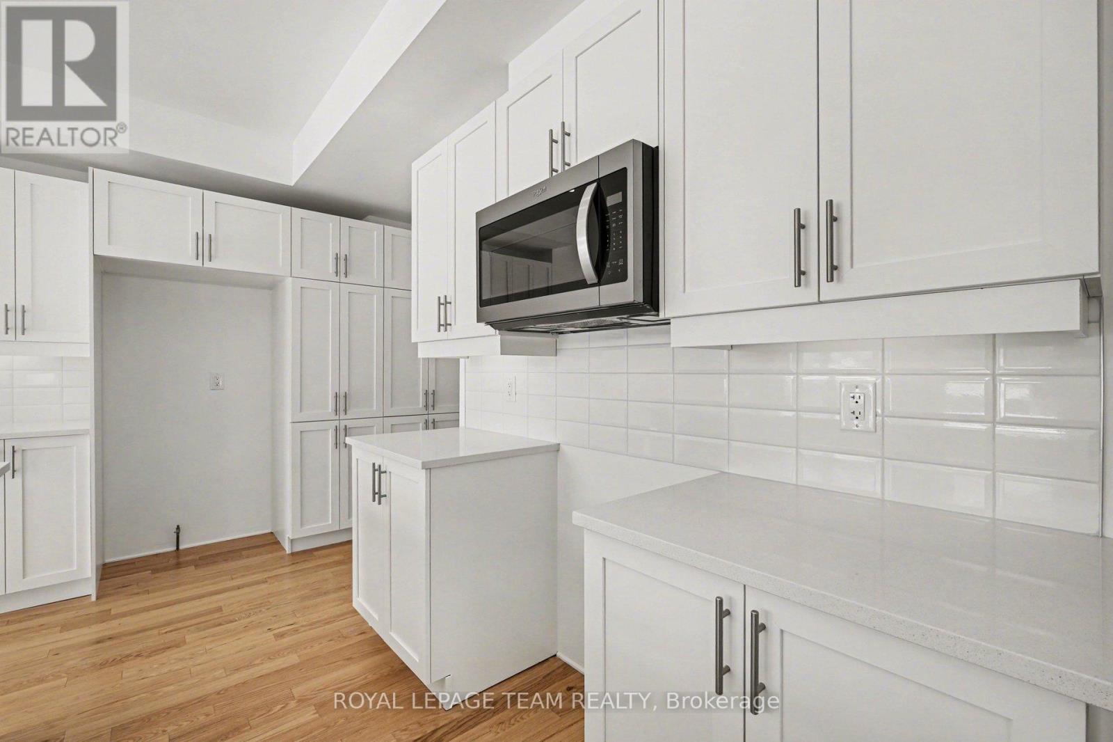 329 Whitham Crescent