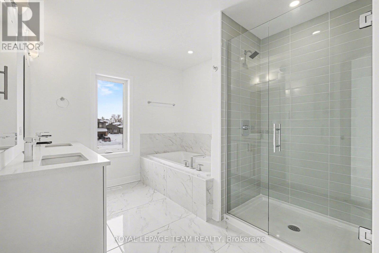 329 Whitham Crescent