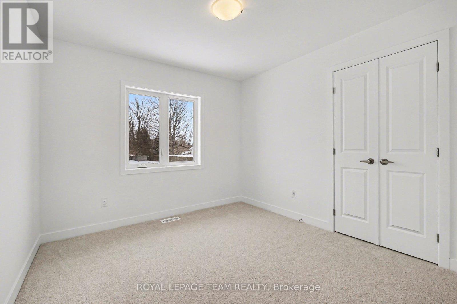 329 Whitham Crescent