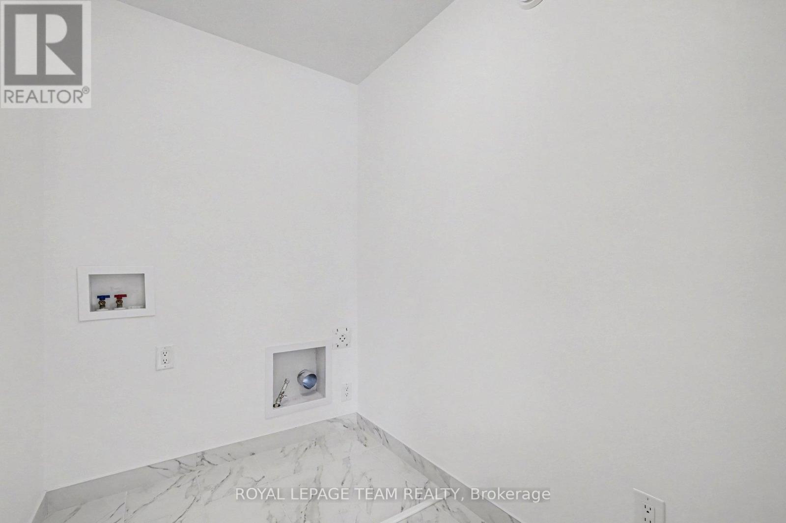 329 Whitham Crescent