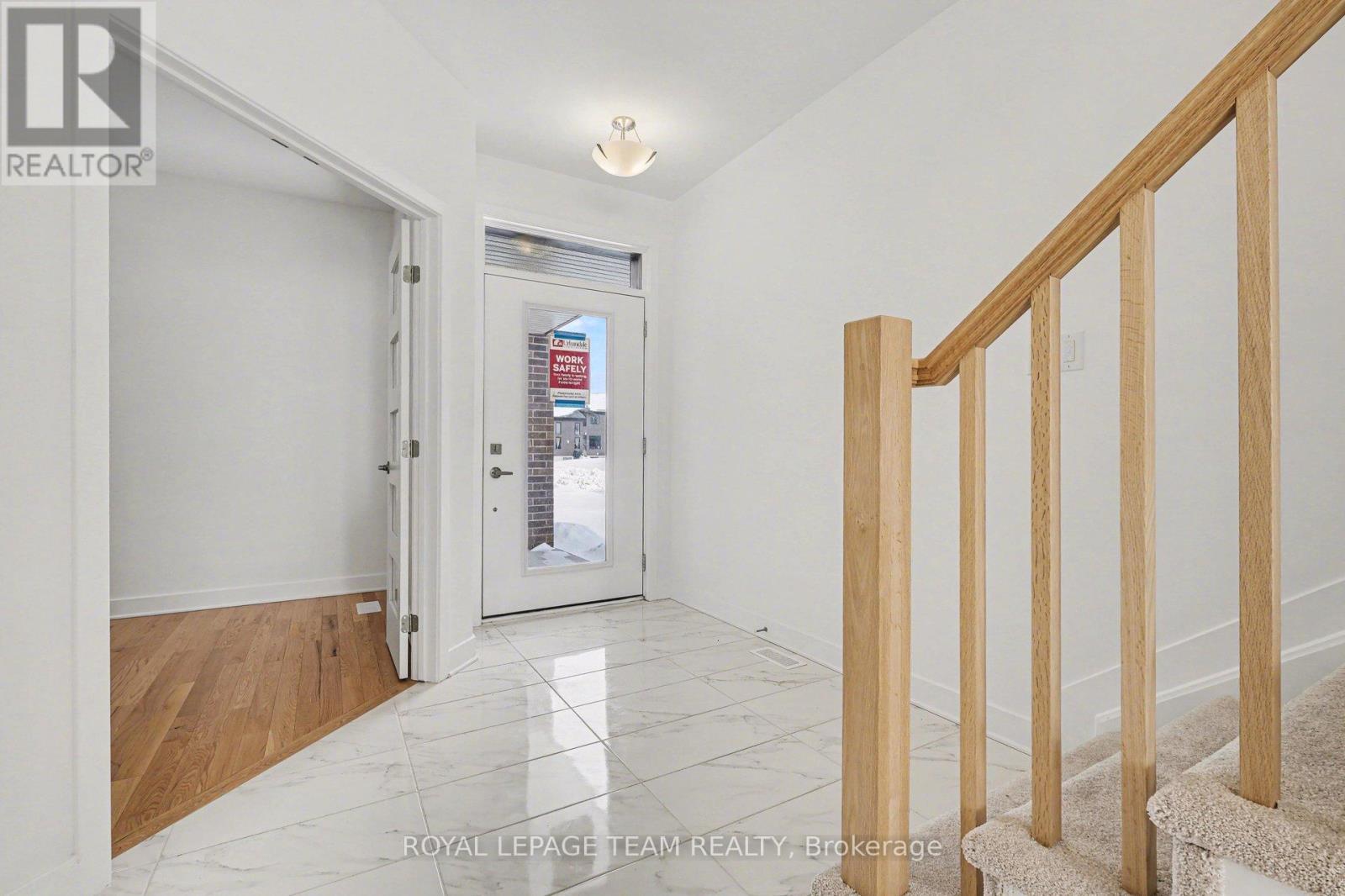 329 Whitham Crescent