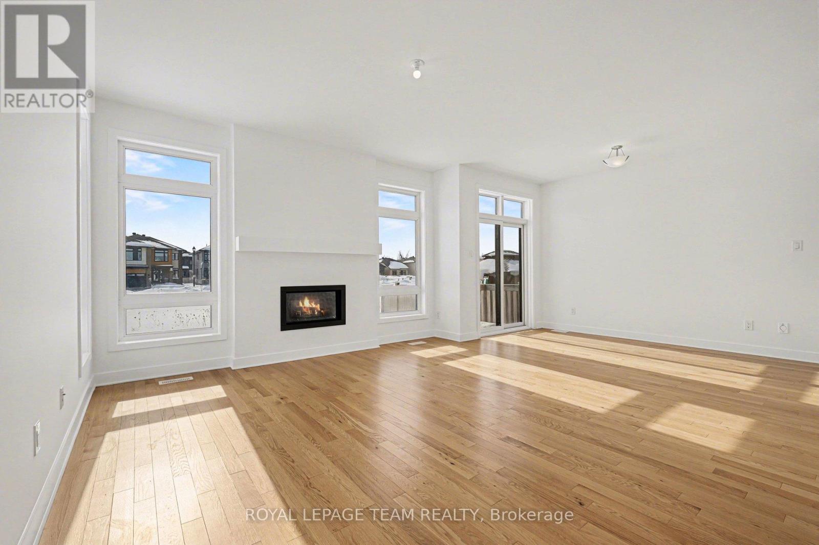 329 Whitham Crescent