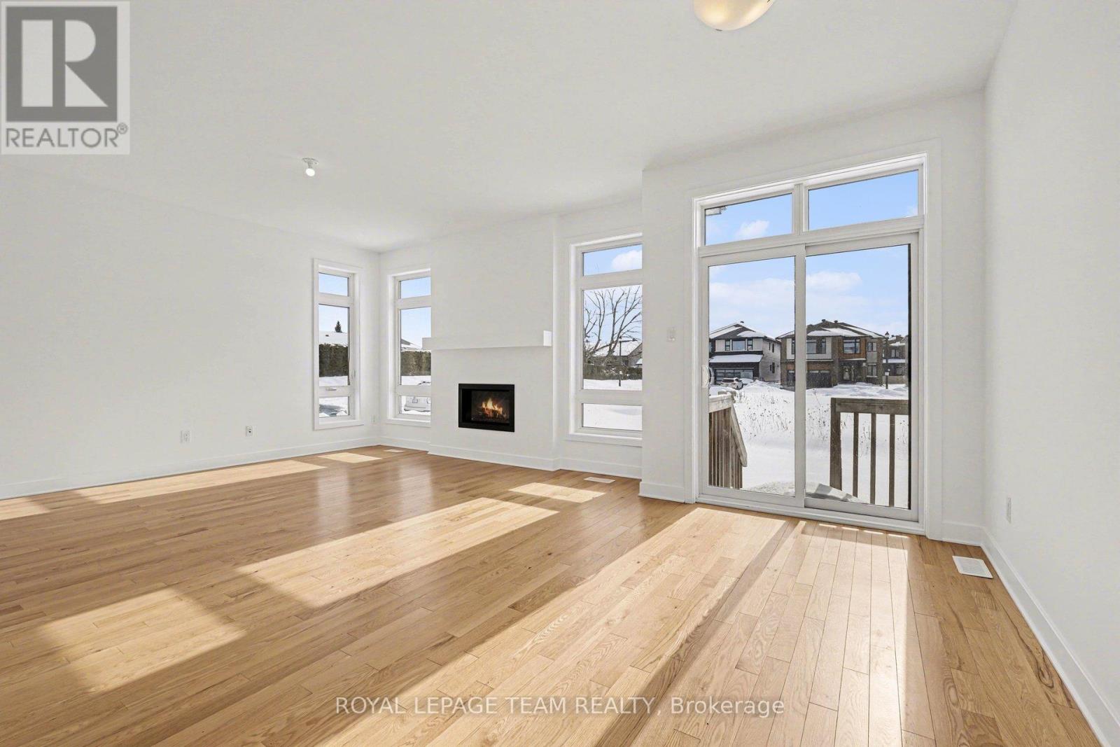 329 Whitham Crescent