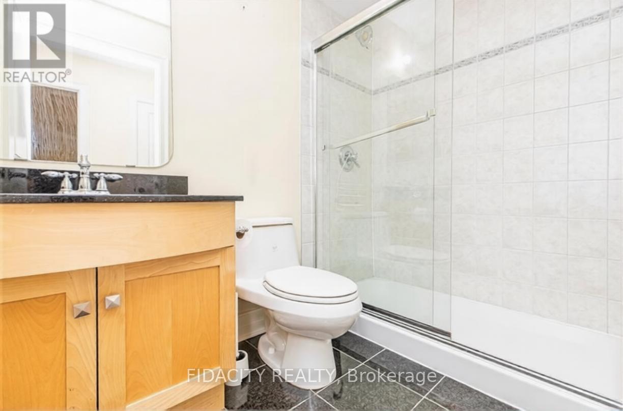 608 - 320 Mcleod Street