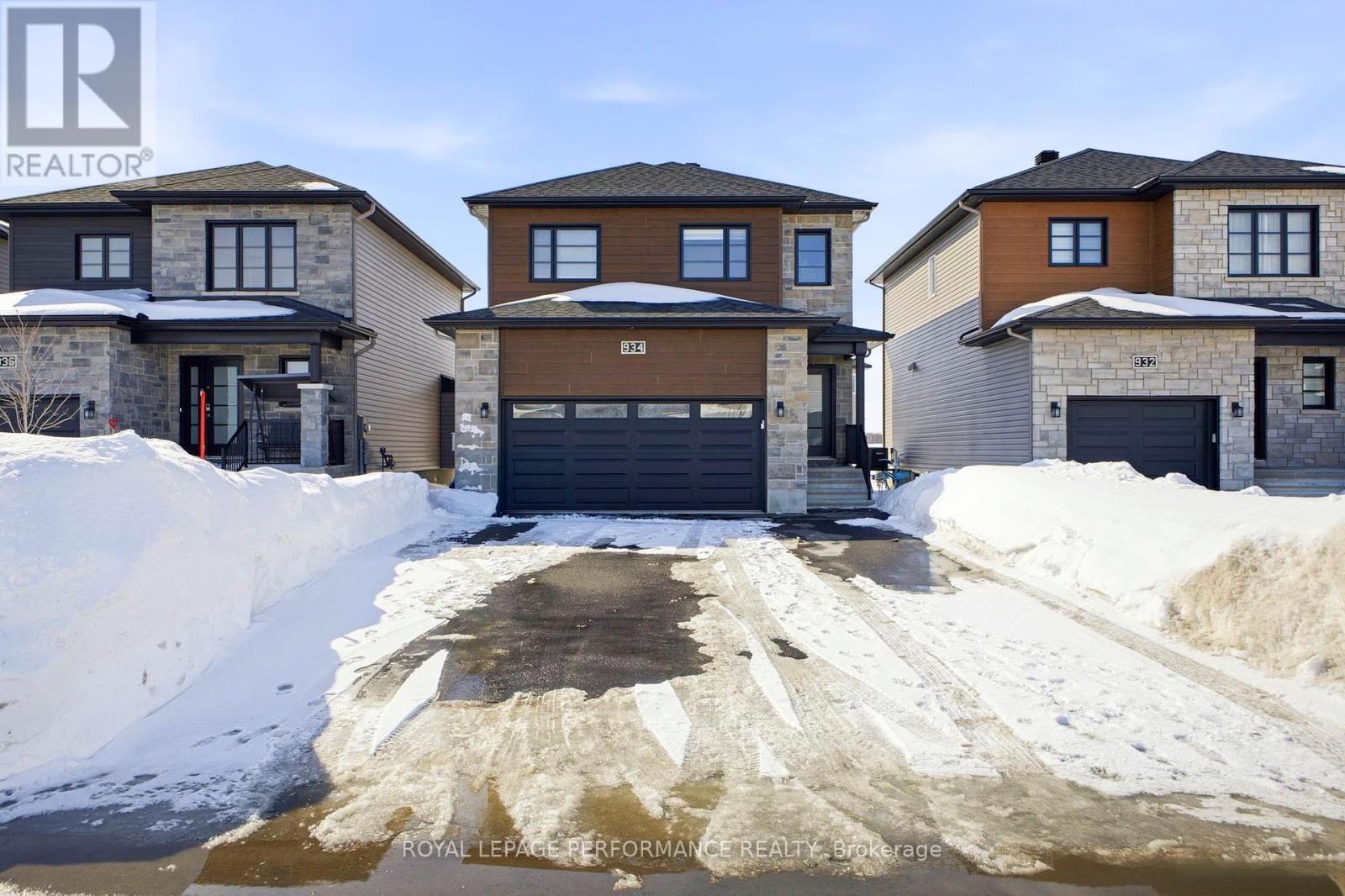 934 Chablis Crescent