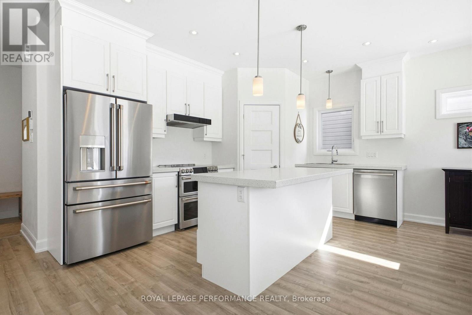 934 Chablis Crescent