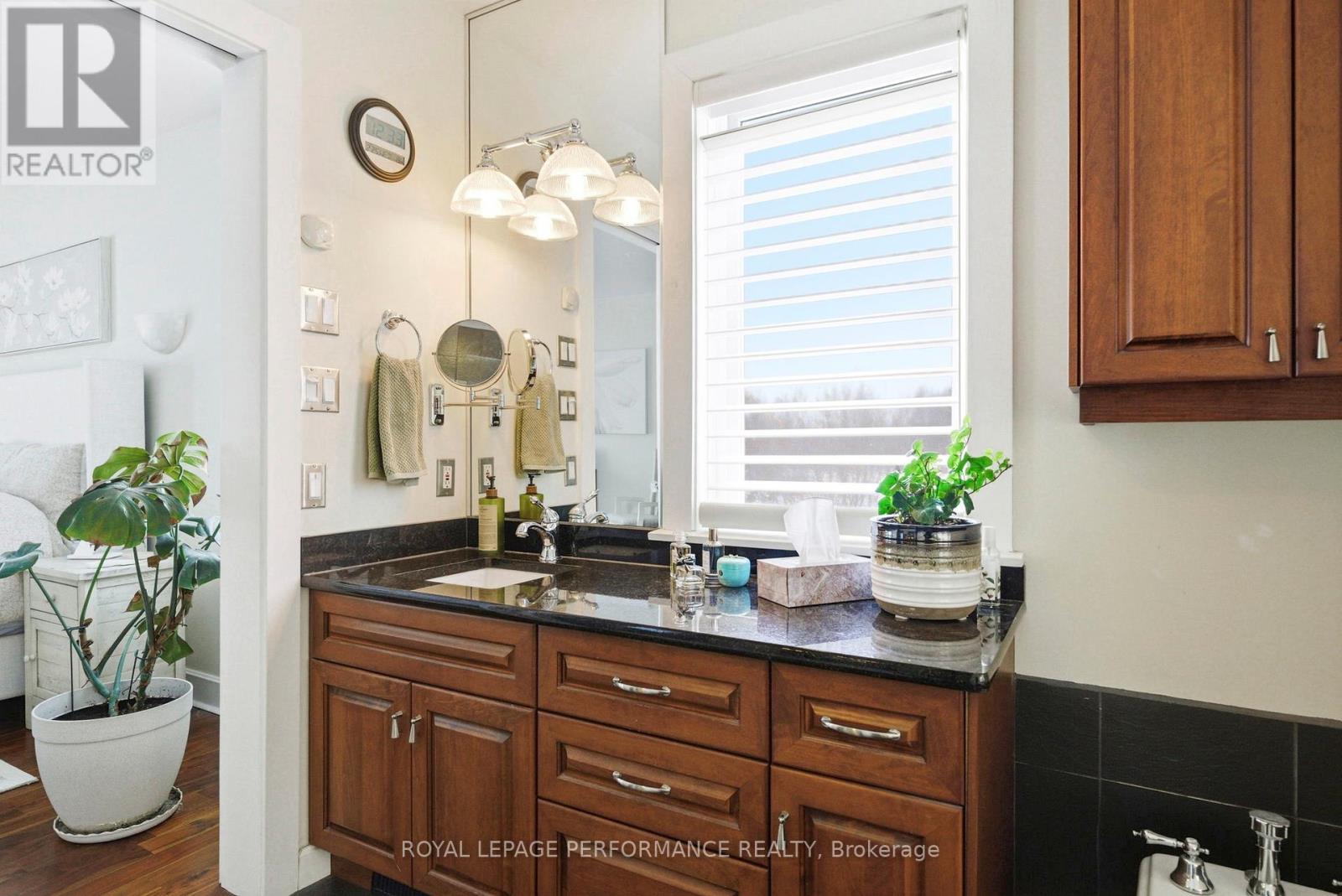 18537 Stonehouse Point Road