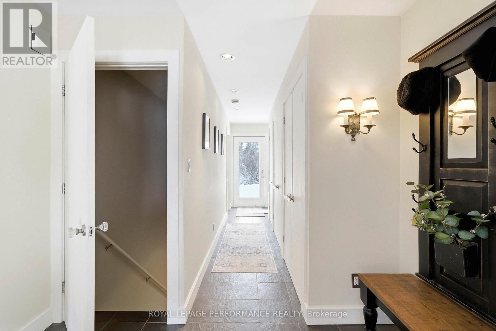 18537 Stonehouse Point Road