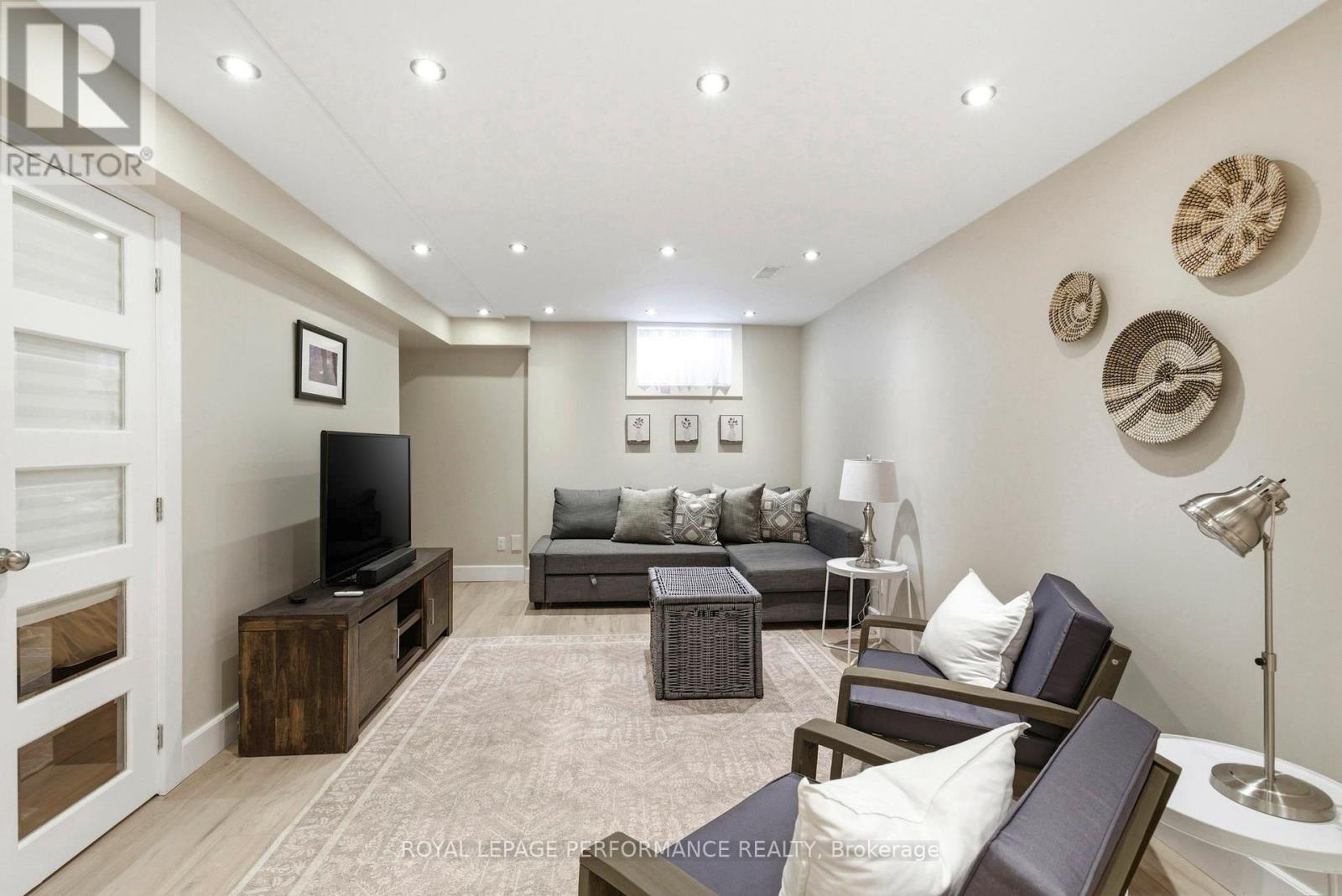 18537 Stonehouse Point Road