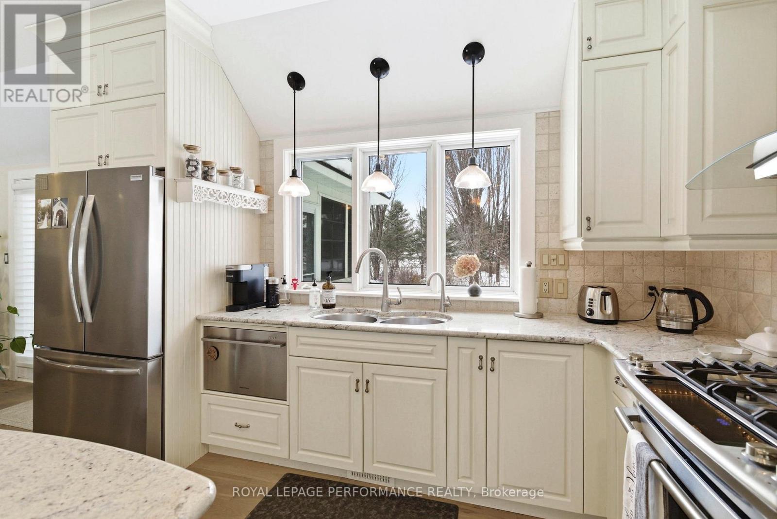 18537 Stonehouse Point Road