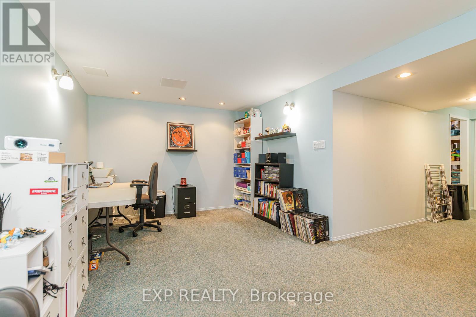 157 Huntersfield Drive