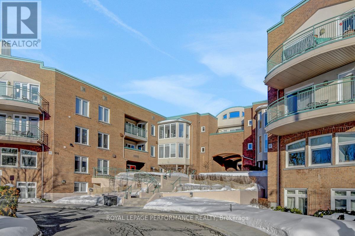 401d - 1 Columbus Avenue