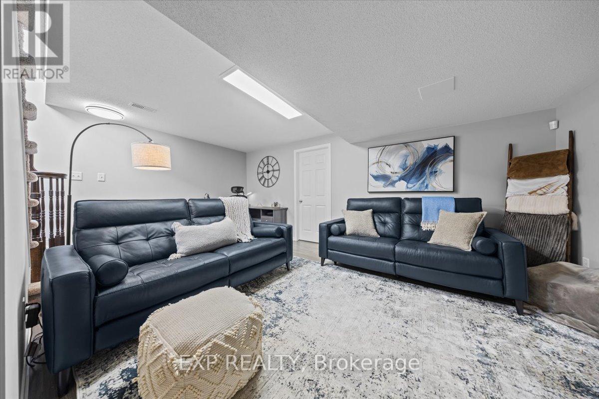 589 Pepperville Crescent