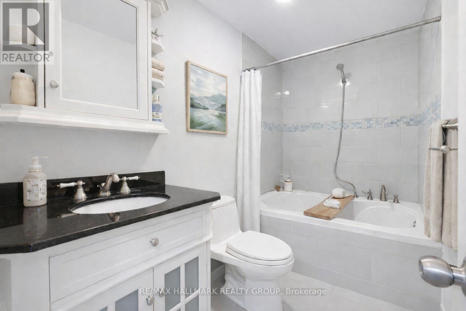 2036 Kings Grove Crescent