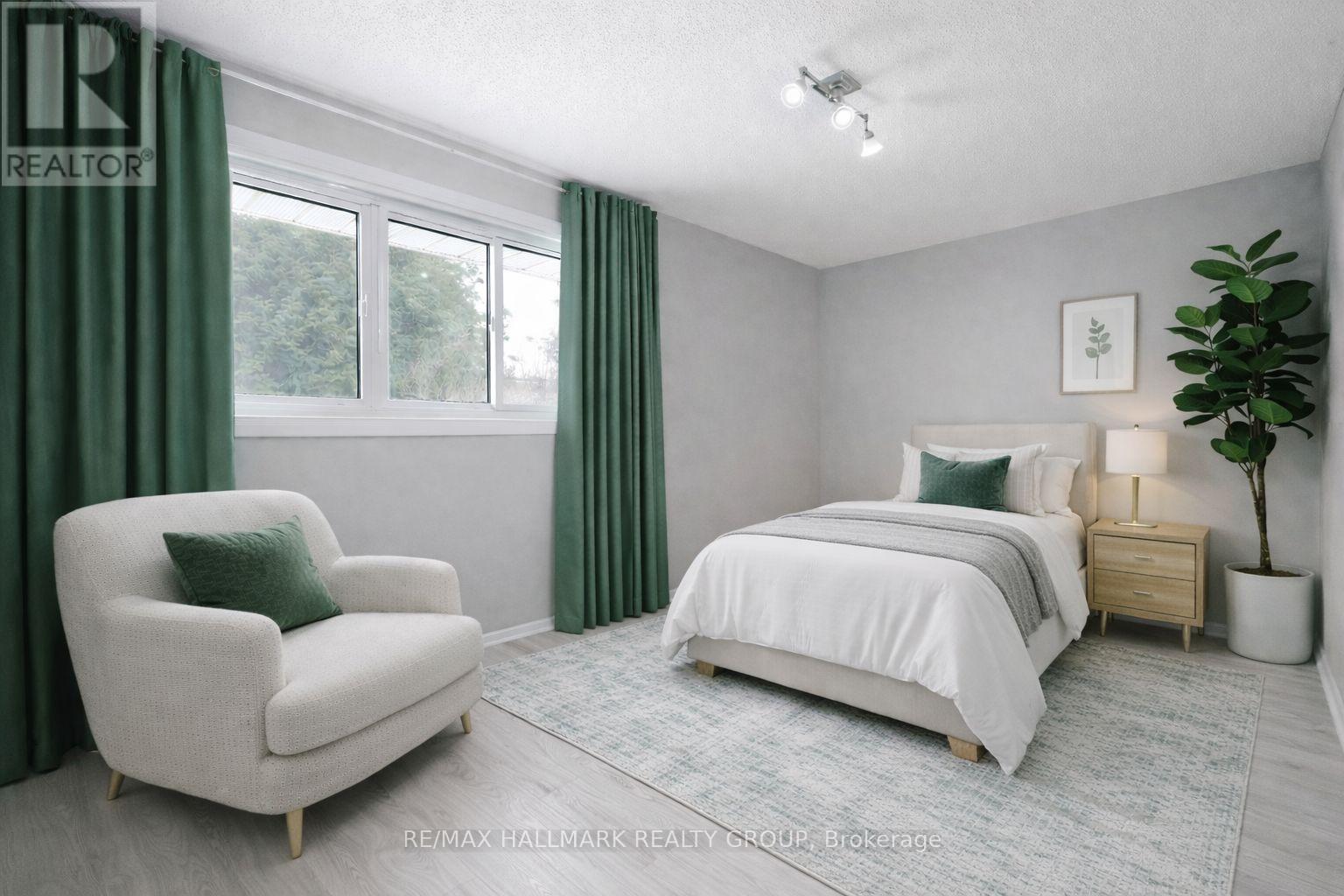 2036 Kings Grove Crescent