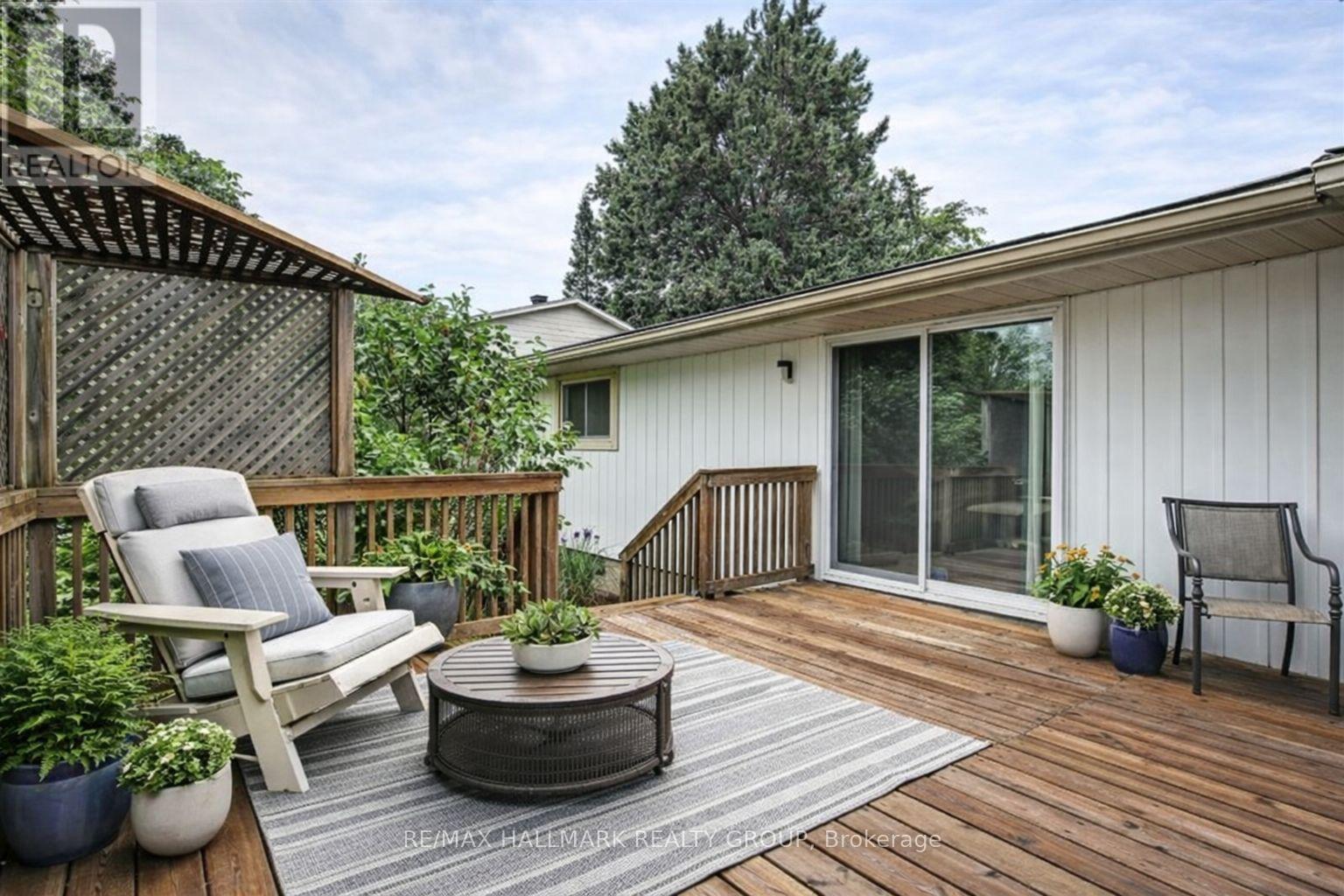 2036 Kings Grove Crescent