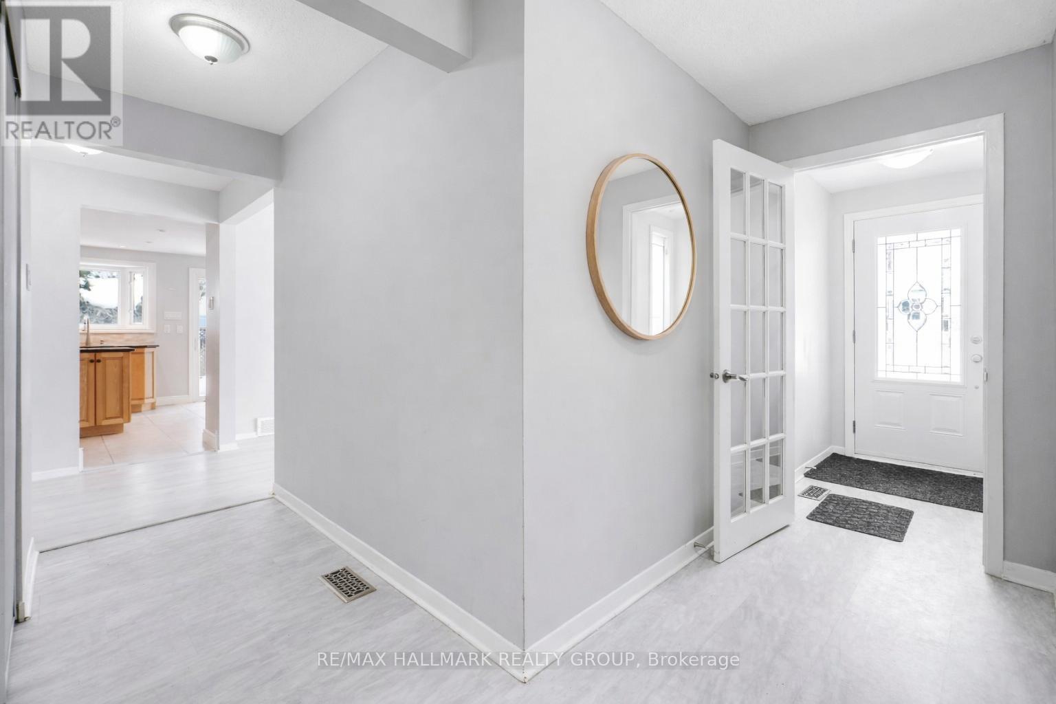 2036 Kings Grove Crescent