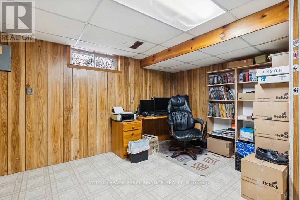 48 - 423c Woodfield Drive