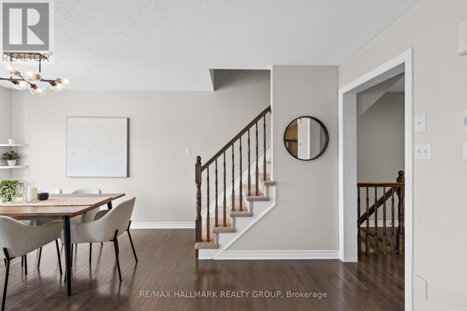 128 Sunshine Crescent