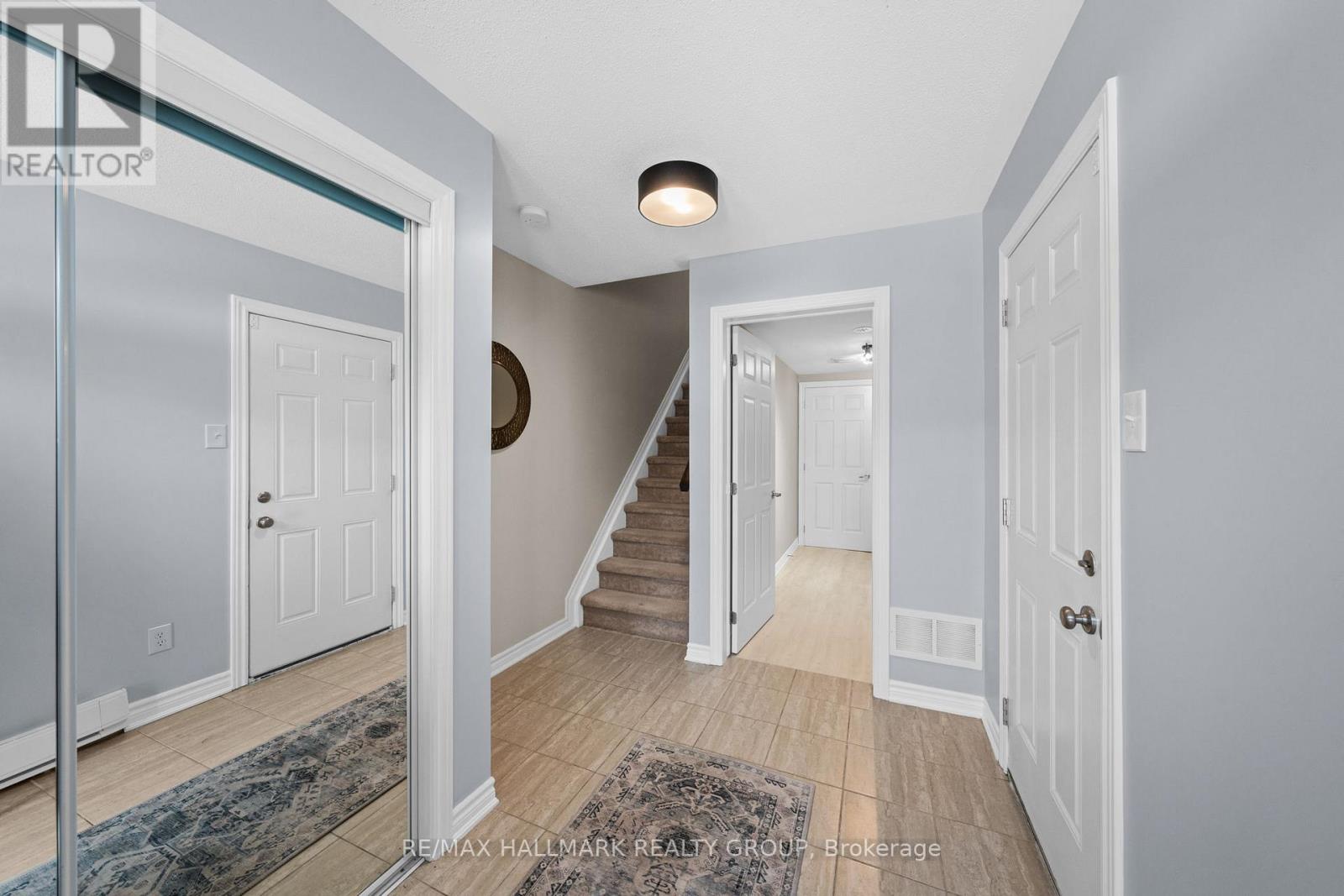 128 Sunshine Crescent