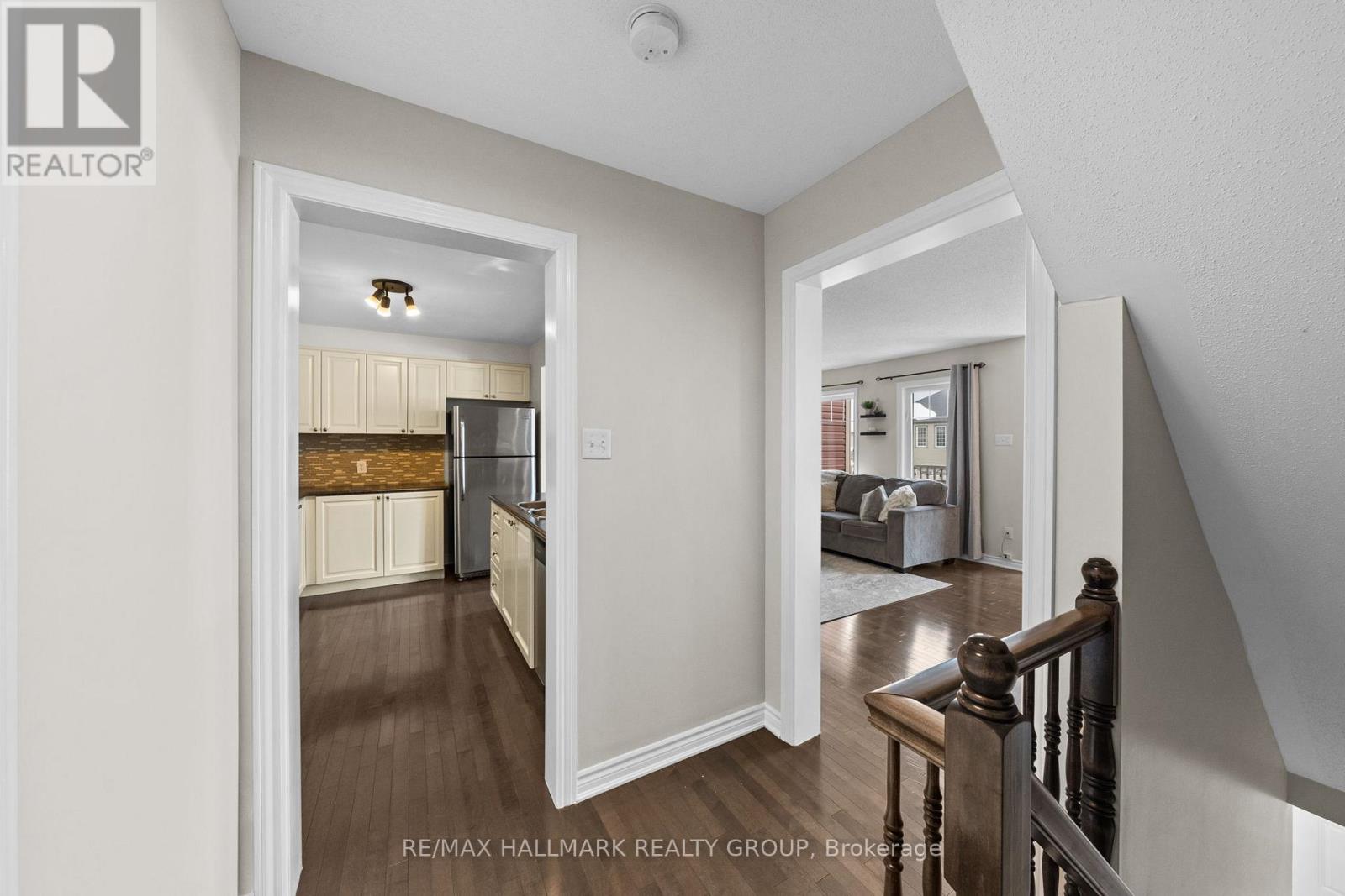 128 Sunshine Crescent