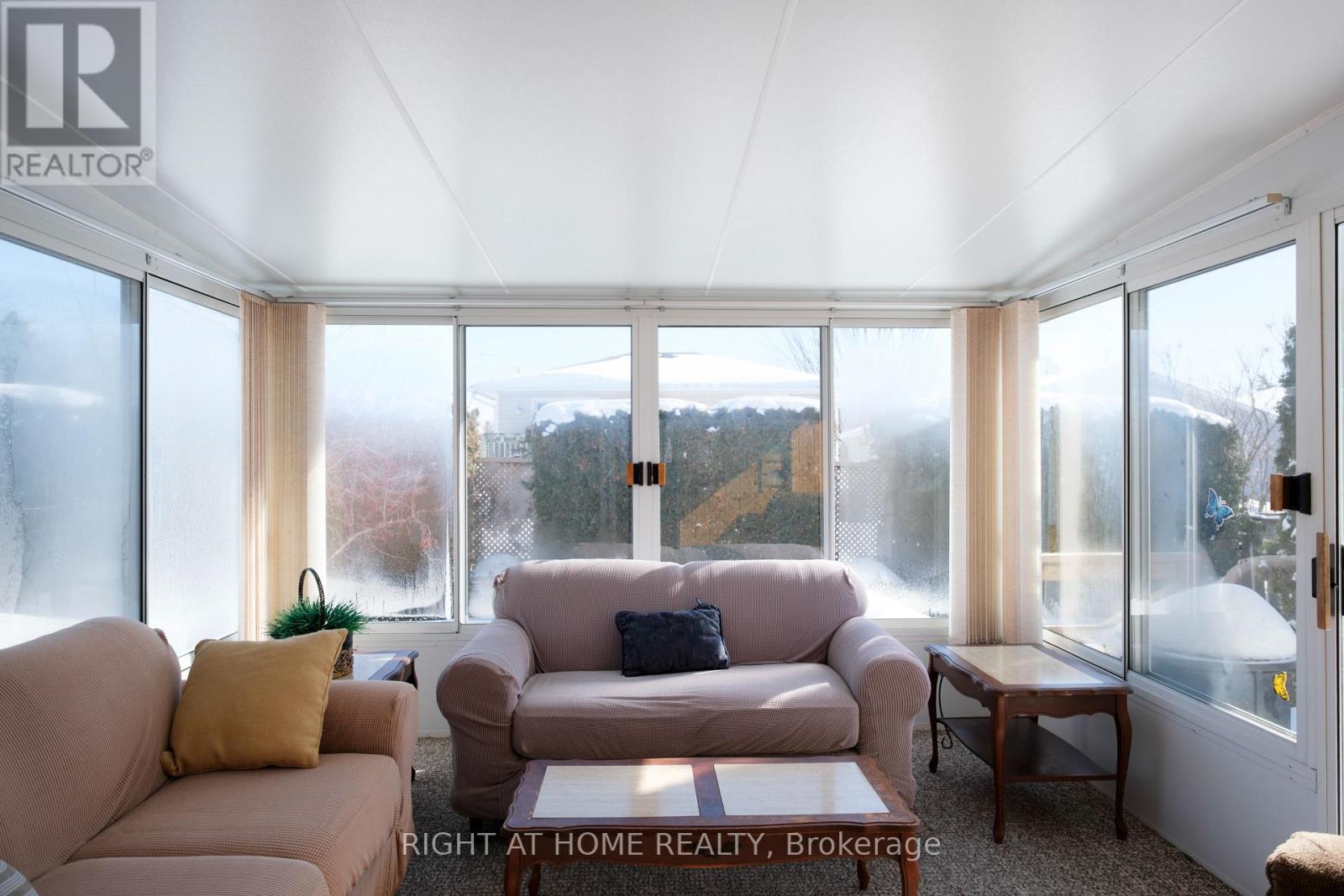 23 Fairview Crescent