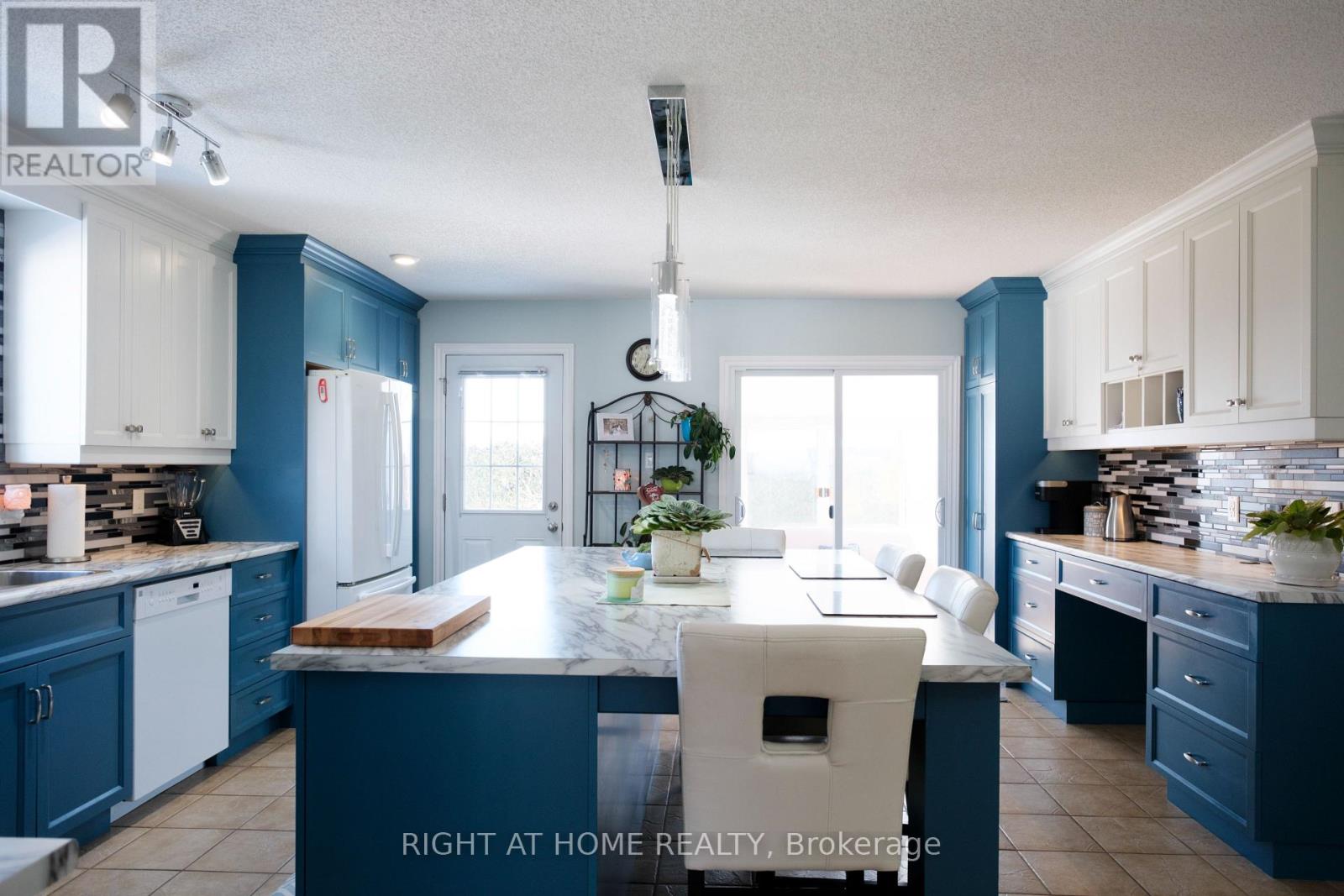 23 Fairview Crescent