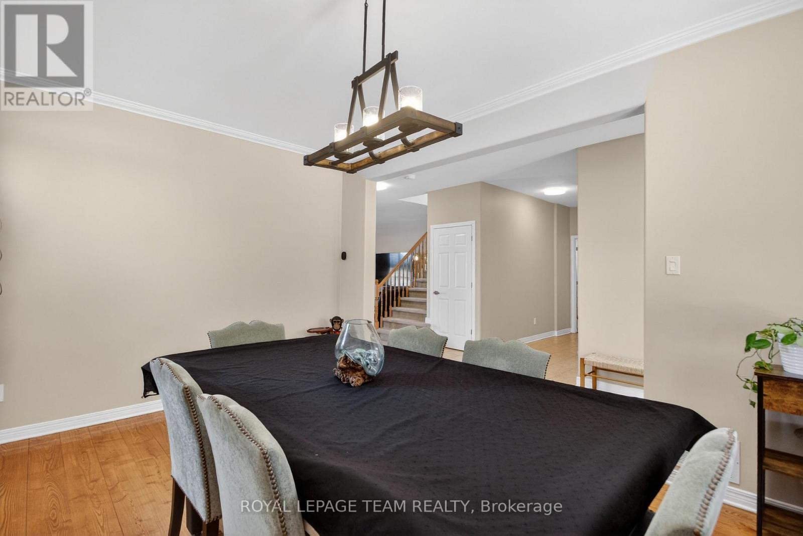 6291 Ottawa Street W